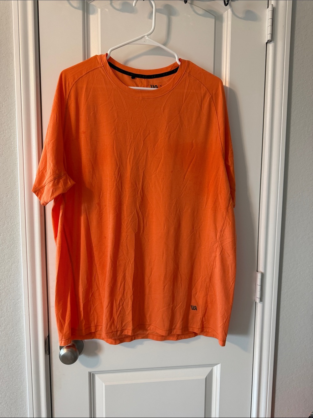 Under Armour Men’s Bright Orange Short-Sleeve Performance Tee